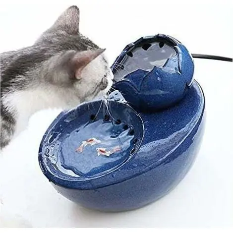 Fontaine à eau en céramique 1,3L – Lotus vertical et filtre automatique – Pour chats et petits animaux – Niveau sonore 45dB | Achetez maintenant